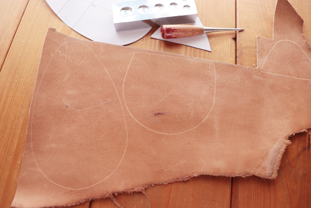 卵型のコインケース